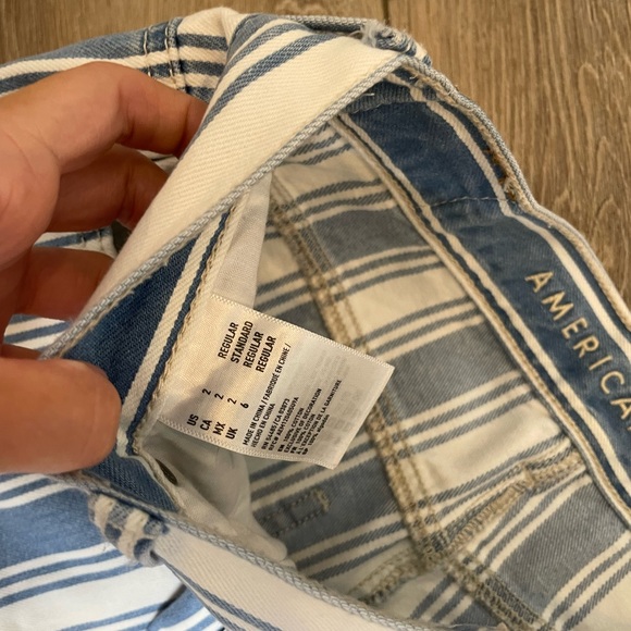 American Eagle striped blue white mom jeans - Picture 3 of 6